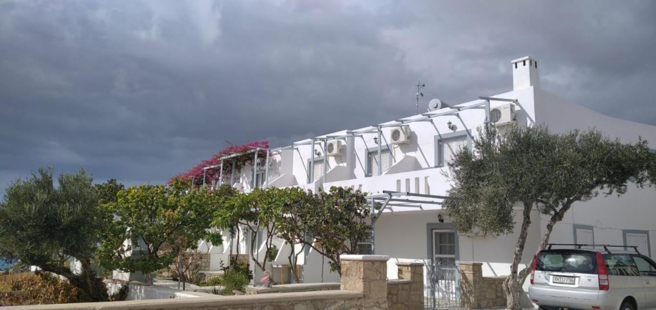 אמופי Studios Nina מראה חיצוני תמונה